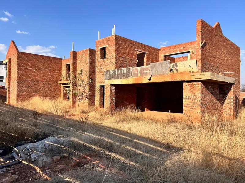 5 Bedroom Property for Sale in Leloko Lifestyle Estate North West